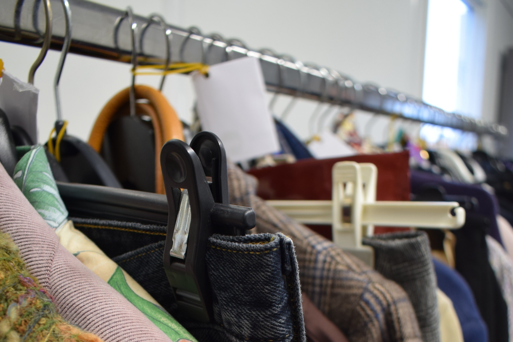 Geheimtipp Hamburg Kleidung aussortieren Special 5 &ndash; &copy;Unsplash