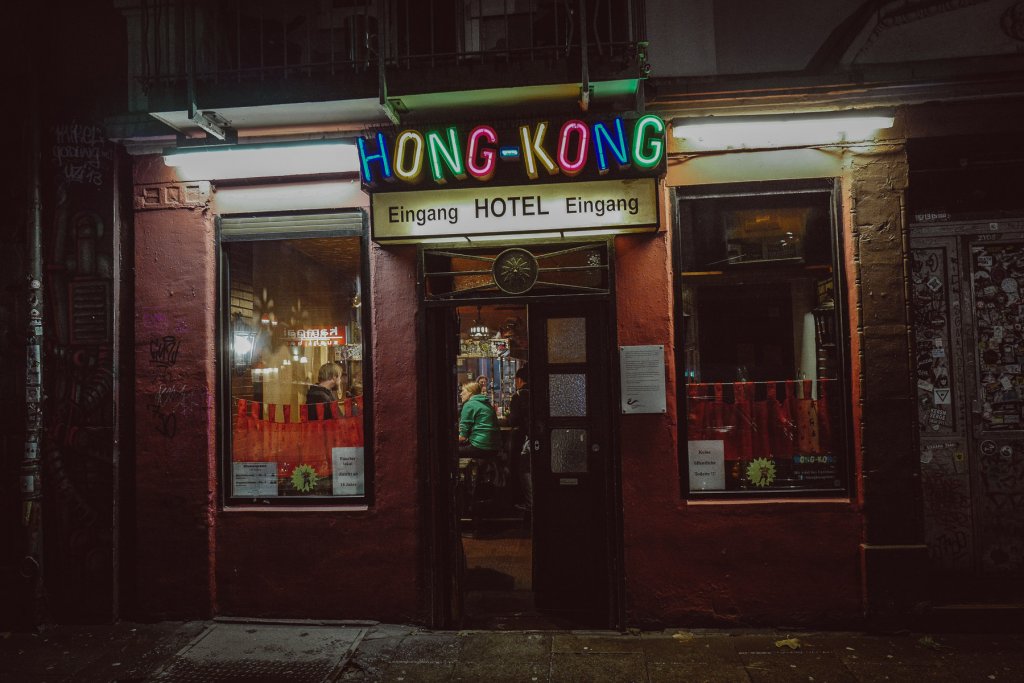 Geheimtipp Hamburg St Pauli Astra Tresengeschichten Hong Kong Bar Lisa Knauer 005