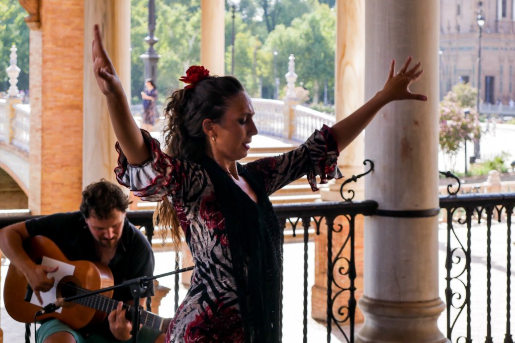 Frau, die Flamenco tanzt. – ©Unsplash
