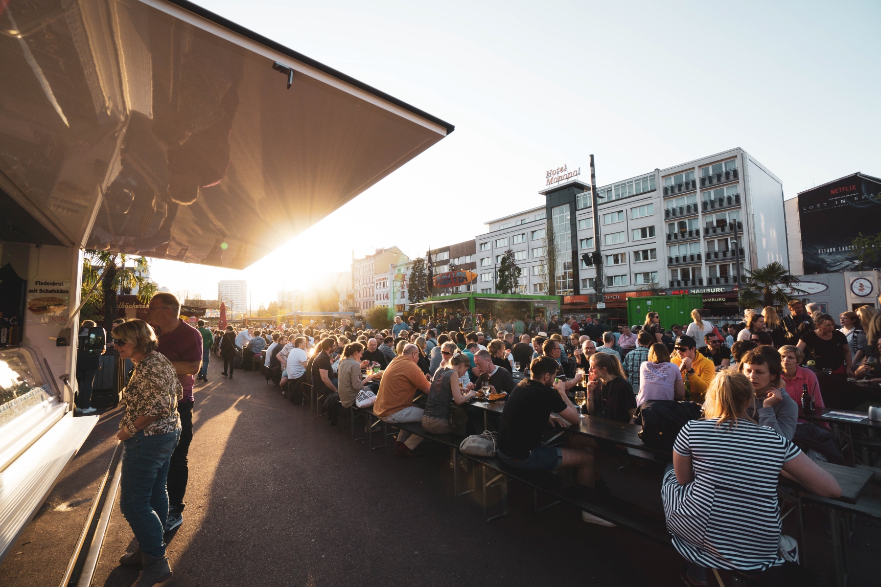 Geheimtipp Hamburg Events St Pauli Nachtmarkt Spielbudenplatz &ndash; &copy;Spielbudenplatz