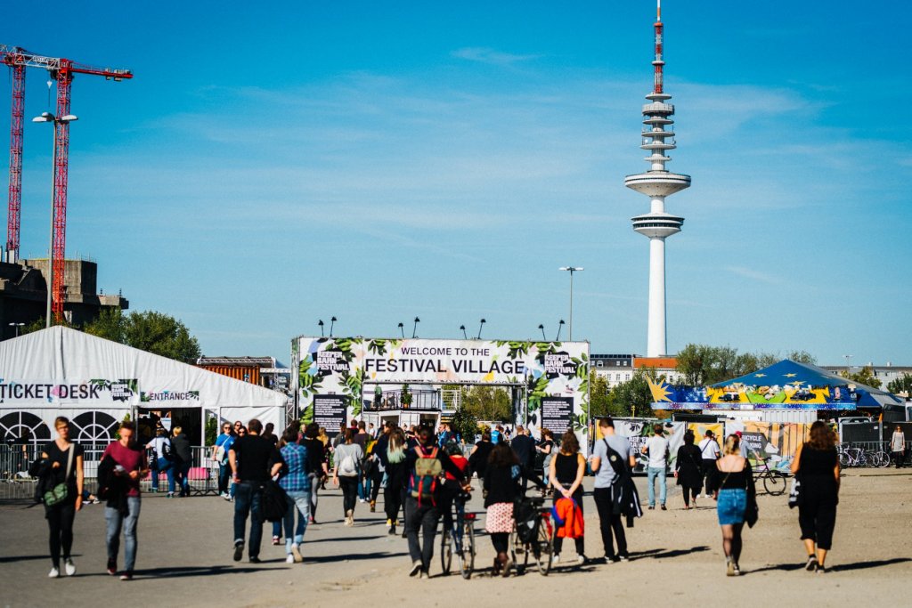 Dariodumancic Atmo Festival Village 40