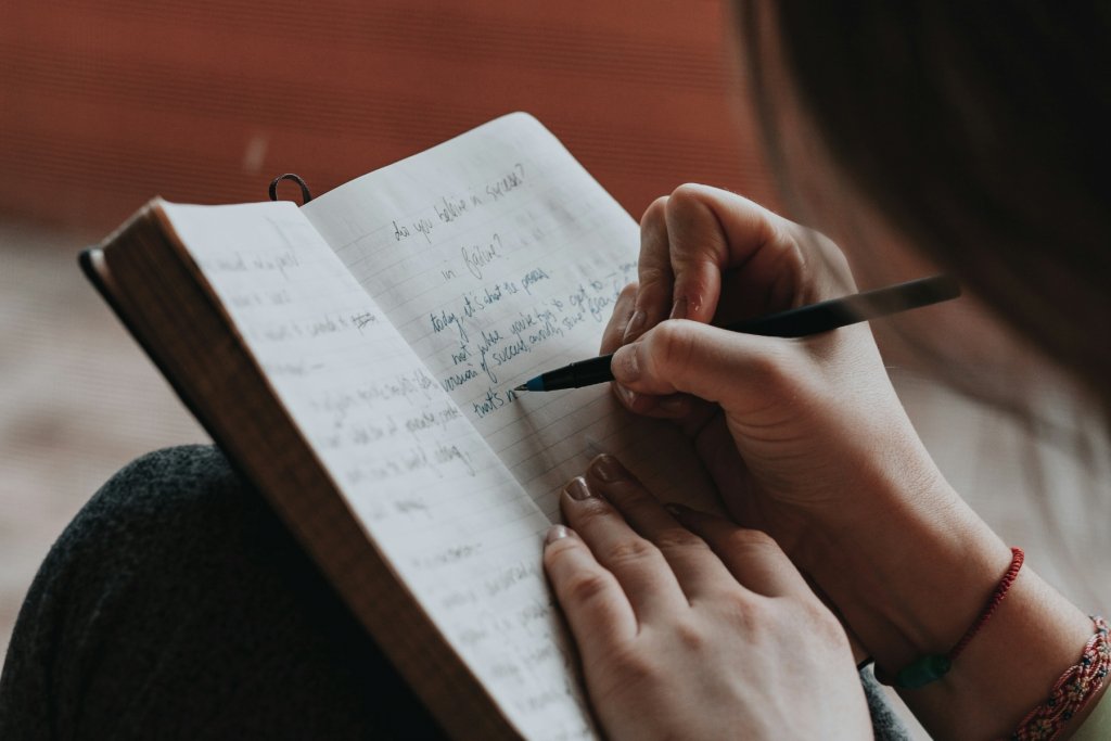 Journaling Workshop Unsplash