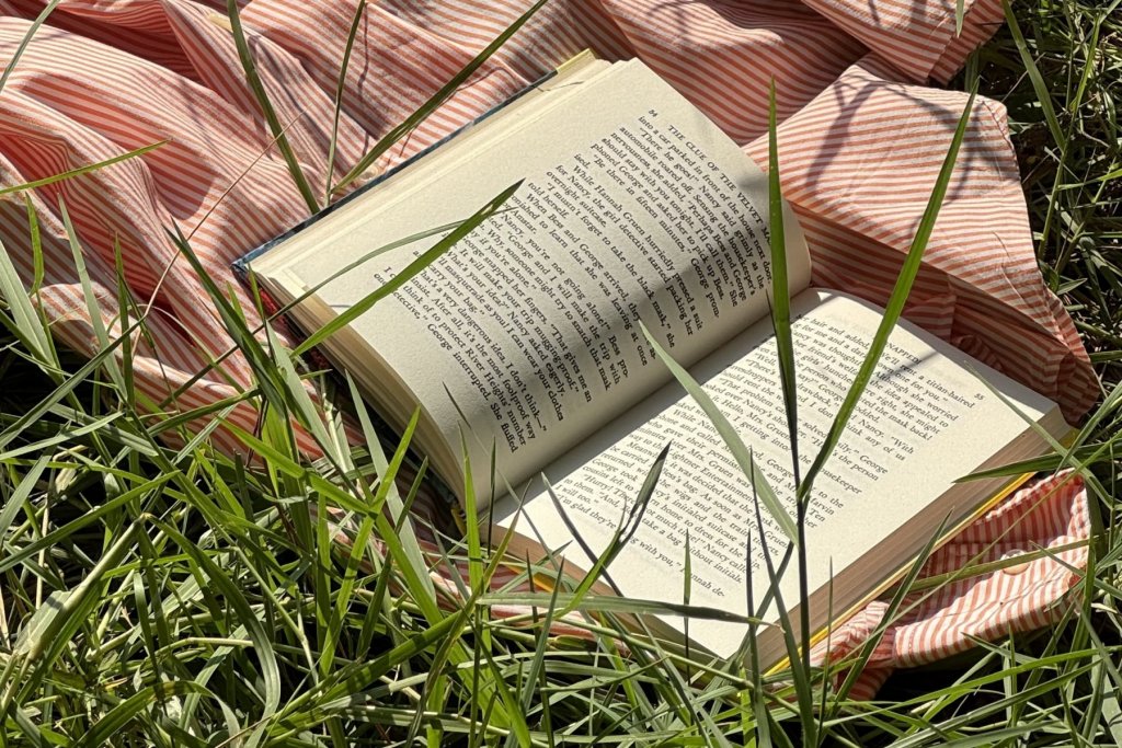Summer Poetry Slam Dupe &ndash; &copy;Dupe