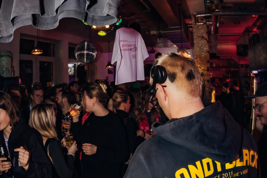 The Goood Vibes Club &ndash; &copy;The Goood Vibes Club